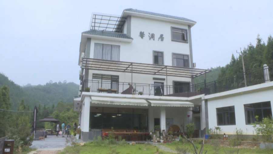 國慶長假臨近我縣民宿預定大幅增長  客房預定火爆1.jpg