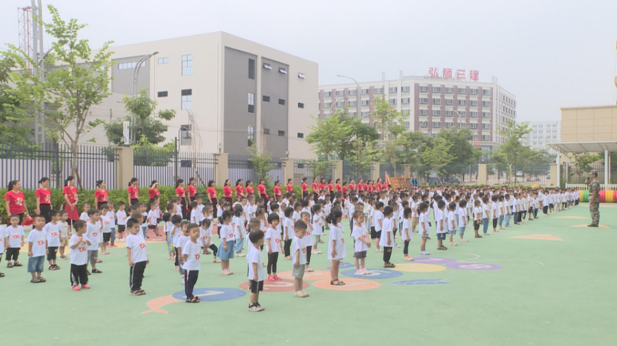 各學(xué)校慶國慶3.jpg